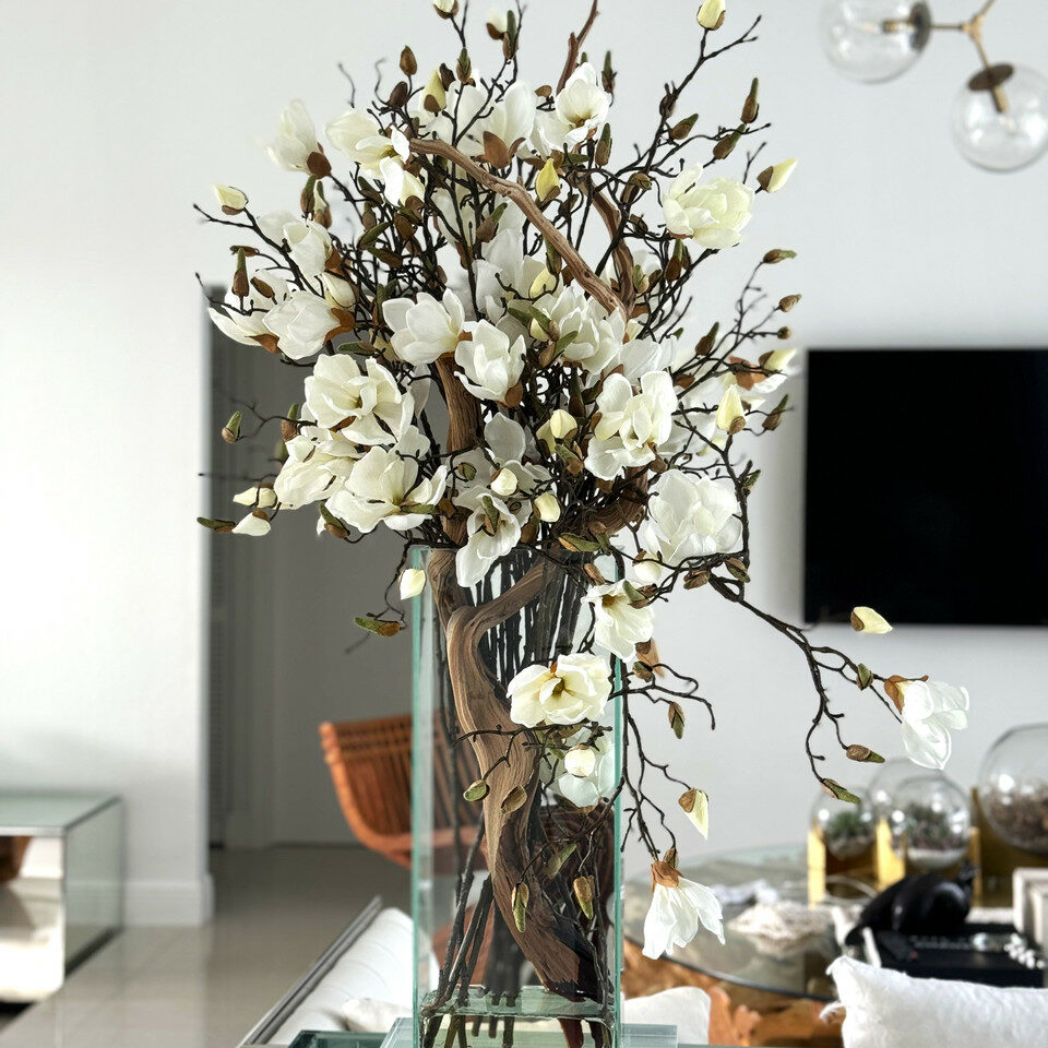 Weiße Magnolienvase im modernen Wohnstil, 50 cm (20 Zoll)